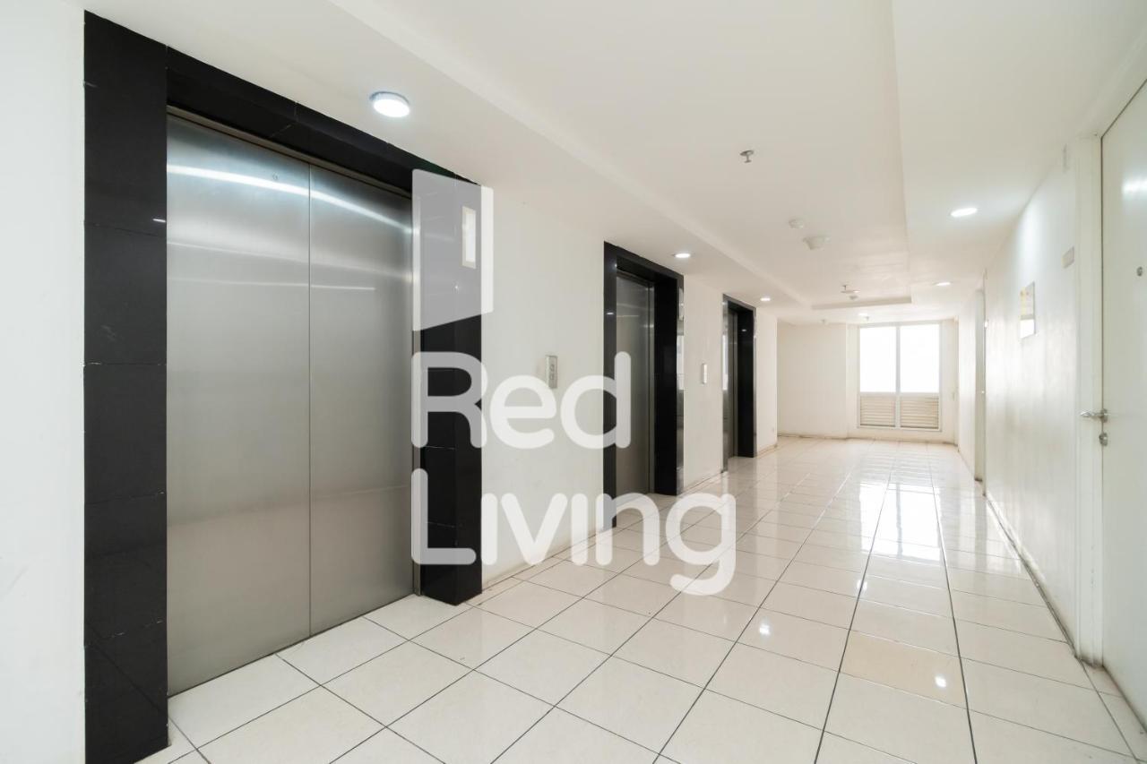 Redliving Apartemen Bassura City - Vina Tan Tower Flamboyan Yakarta Exterior foto